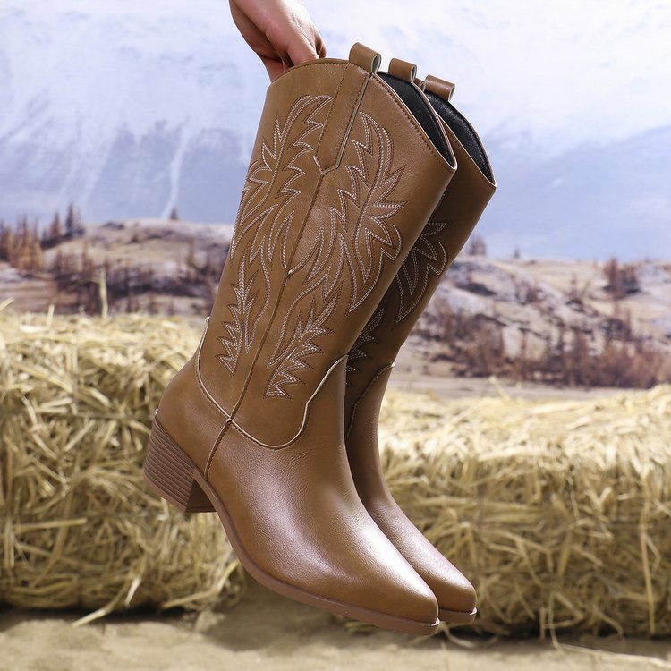 Embroidered chunky-heel ankle boots