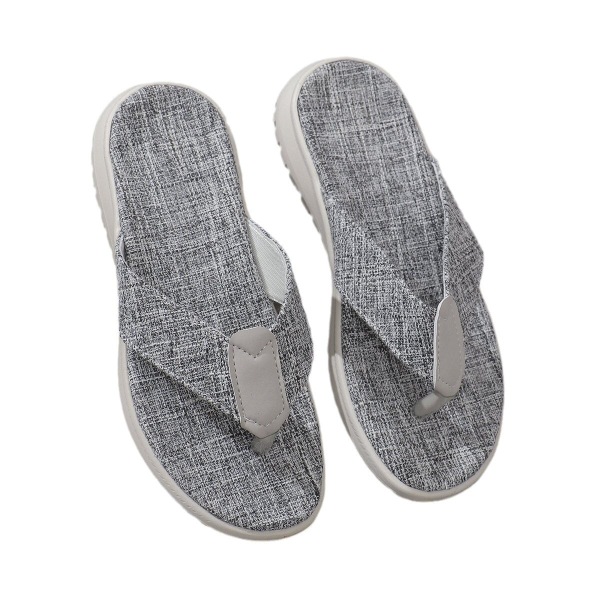 Casual heathered flat sandals with toe-post design