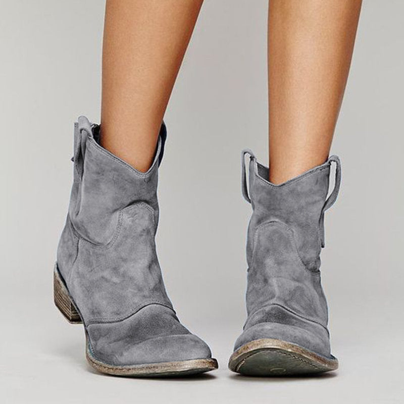 Women's extended-size suede ankle boots