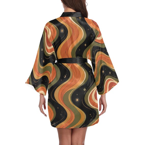 Celestial retro satin bridesmaid robe – image 11